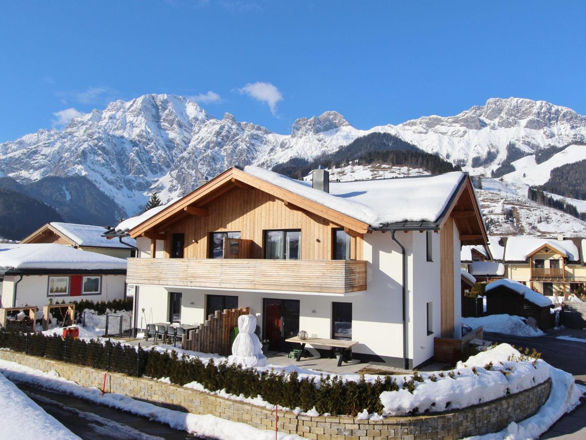 Modern Holiday Home In Leogang With Private Sauna Exteriör bild